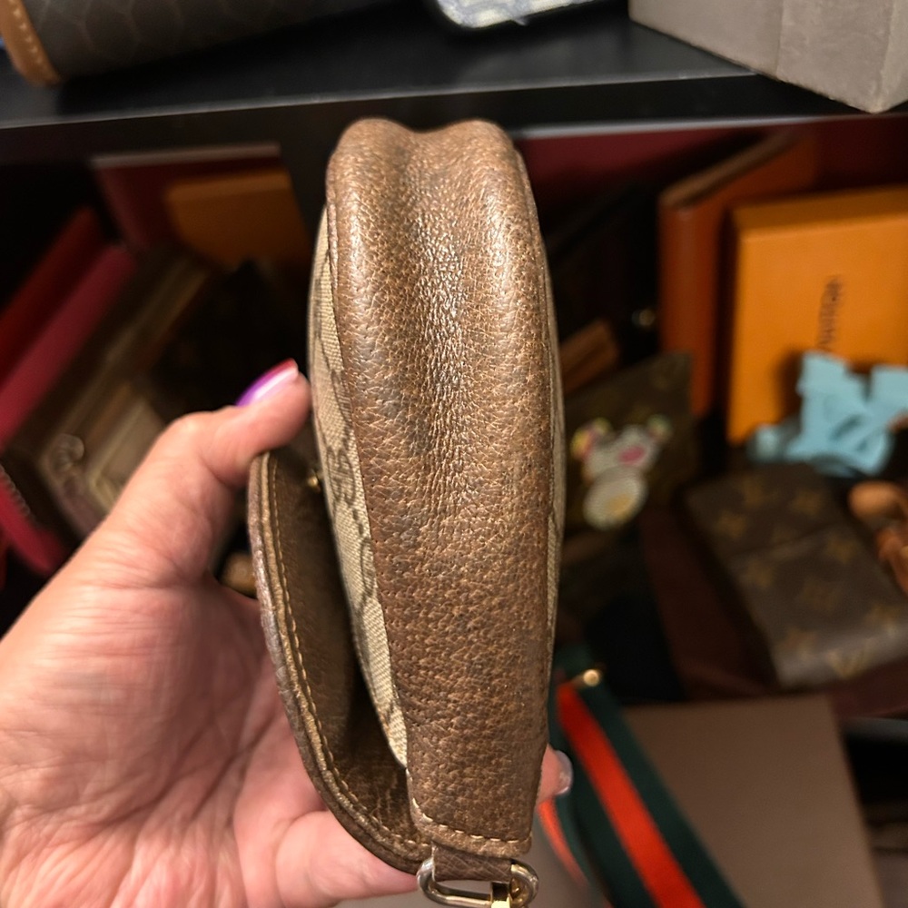 Vintage Gucci Crossbody in EUC - Picture 3 of 14